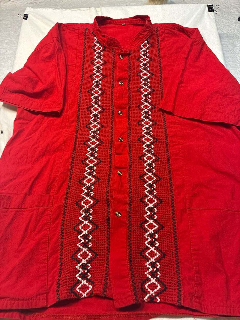 Vintage Red Embroidered Guayabera Style Short Sleeve Shirt Size L/XL